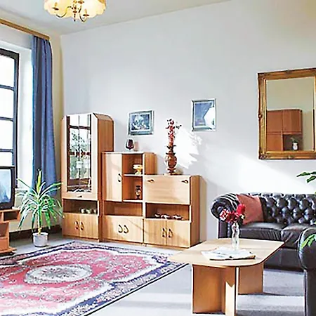 Schloss Poggelow * Schwasdorf