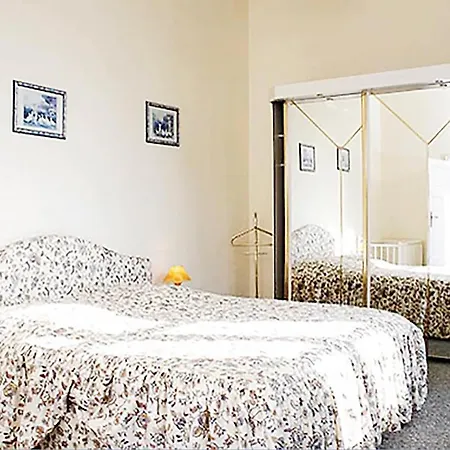 Сasa de vacaciones Schloss Poggelow Schwasdorf