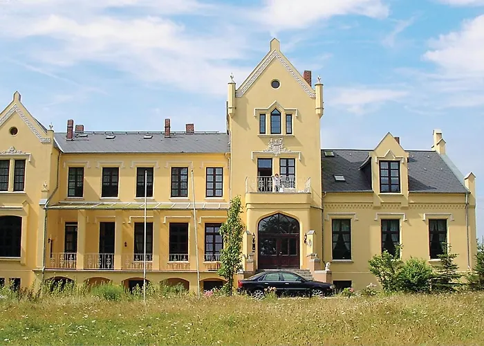 Schloss Poggelow Casa de Férias *